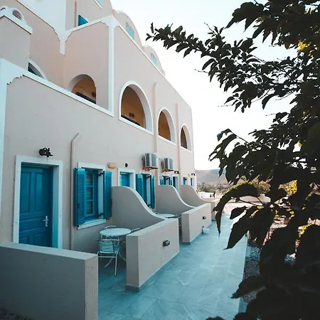 Artemis Village Vendégház Karterádosz