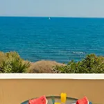 Pensjonat Artemis Village Karterados (Santorini)