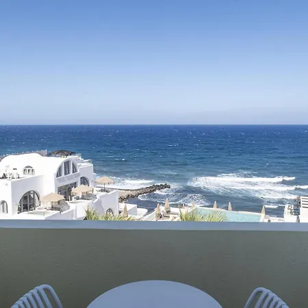 Pensionat Artemis Village 4*