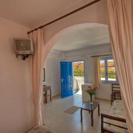 Artemis Village Karterados (Santorini)