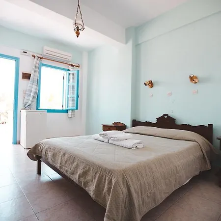 Artemis Village Pensionat 4*