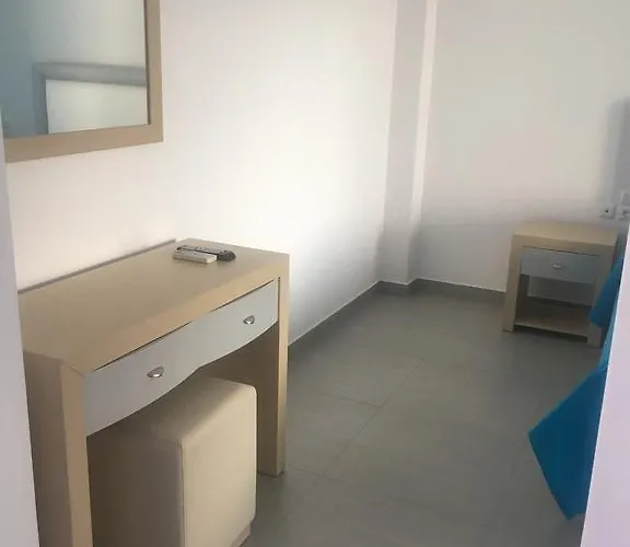 招待所 亚缇米斯田园酒店 4*