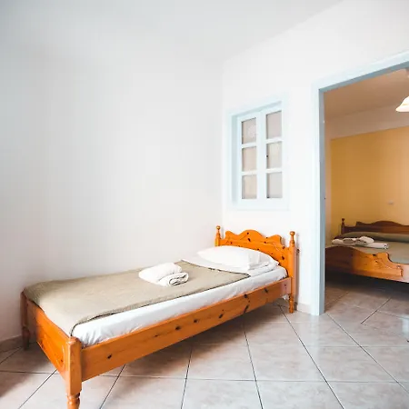 Gasthuis Artemis Village 4*
