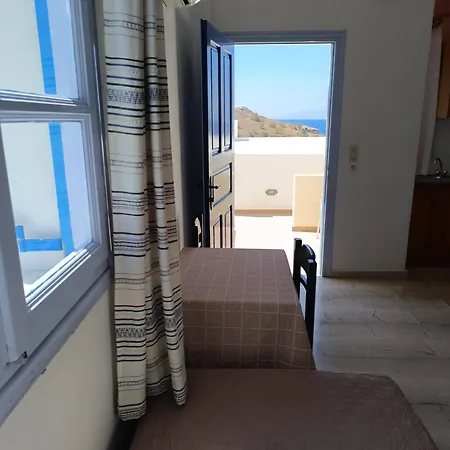 Konukevi Artemis Village Karterados (Santorini)