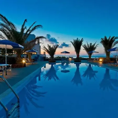 Konukevi Artemis Village 4*
